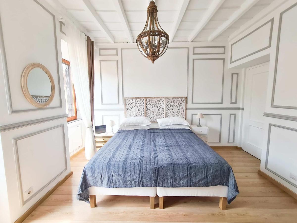 Via Vittoria Quattro Apartment Рим Екстериор снимка